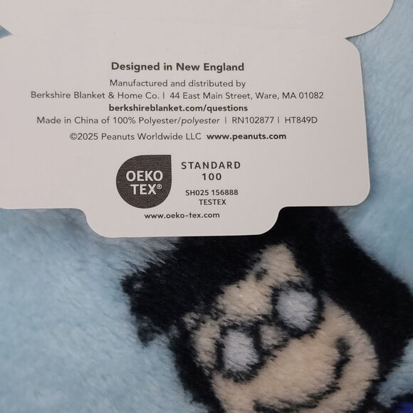 Peanuts Queen 90"x90" Plush Blanket Charlie Brown Snoopy Ice Skating Berkshire - Picture 5 of 9